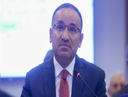 Bekir Bozda'n Medreselere ftiras ve CB Erdoan'dan Reddiye!